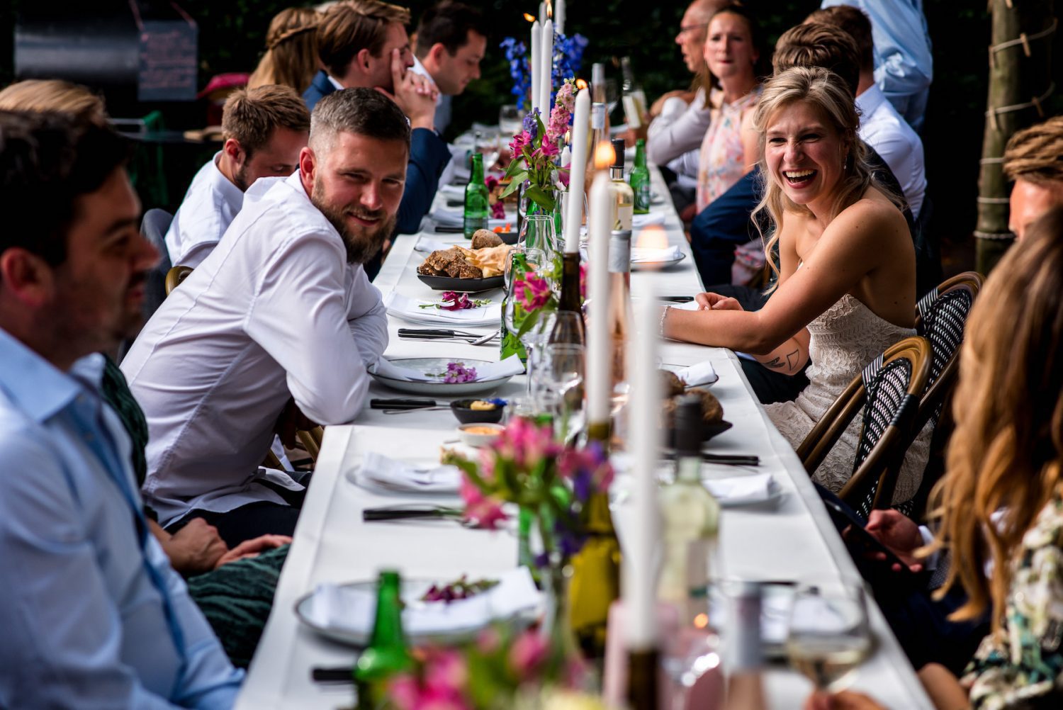 aan tafel Trouwfotograaf Amersfoort